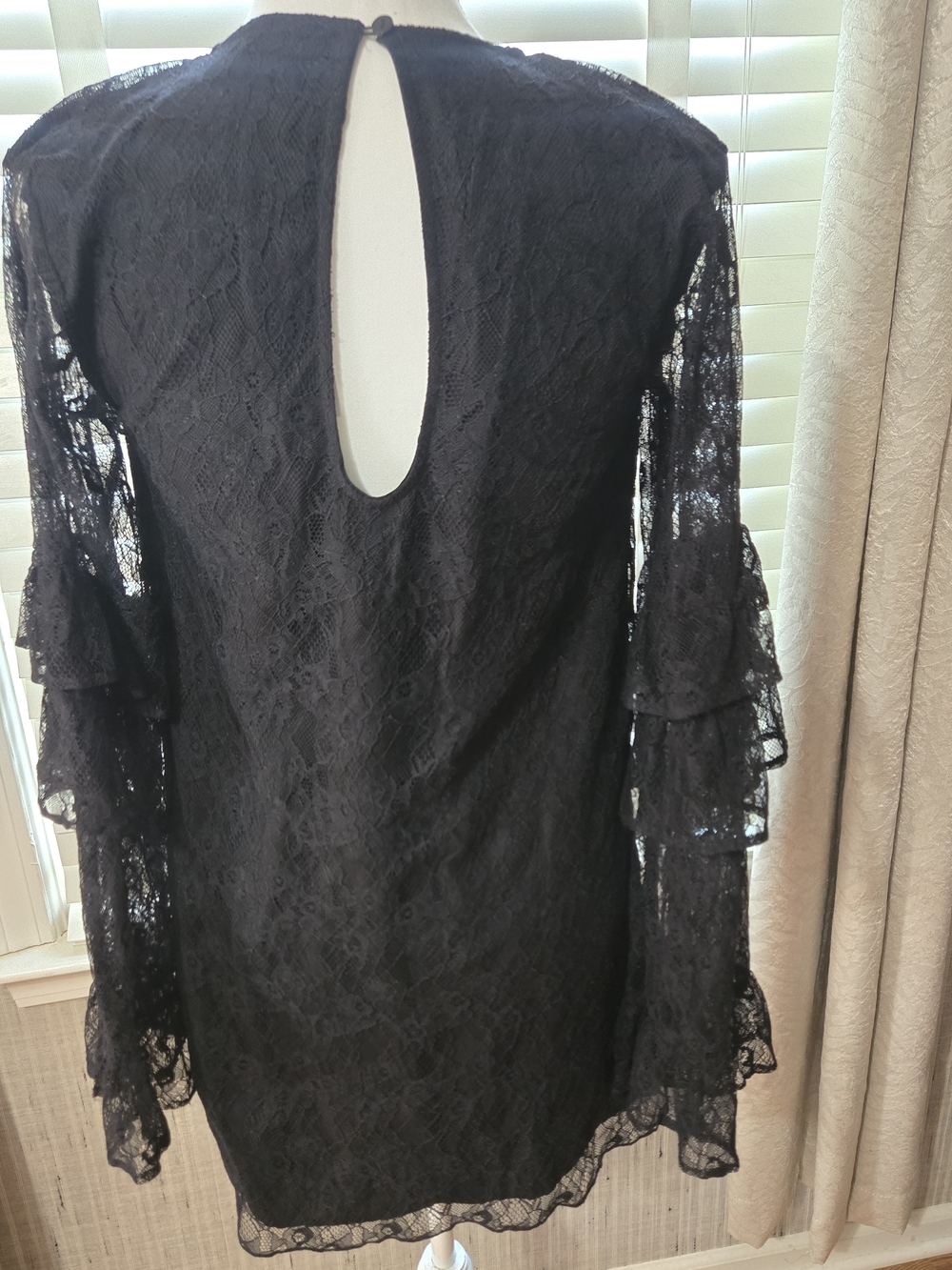 Nasty Gal Black Lace Ruffle Fluted Sleeve Mini Dress Sz 2 - Picture 6 of 7